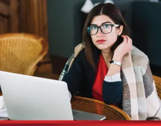 Online BBA in HR vs Online BBA in Entrepreneurship