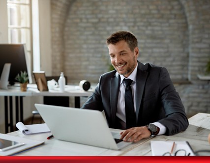 Online MBA in Data Science & AI vs Digital Marketing: Which Is Better?