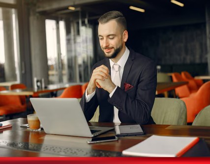 Can Dual Specialization in an Online MBA Improve Your Job Opportunities?
